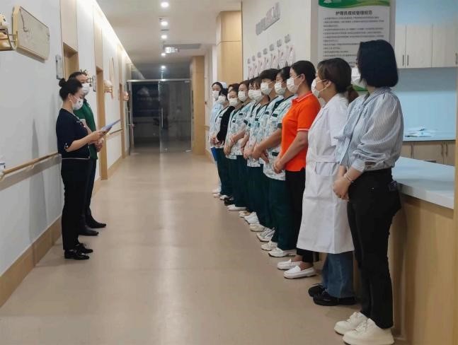 疫情防控不松懈，應(yīng)急演練筑防線